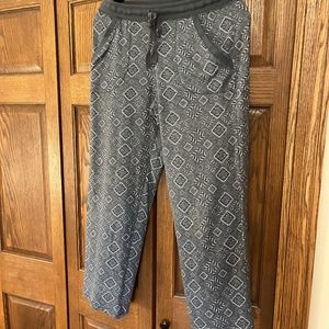 Croft and Borrow, Grey pattern pajama pants